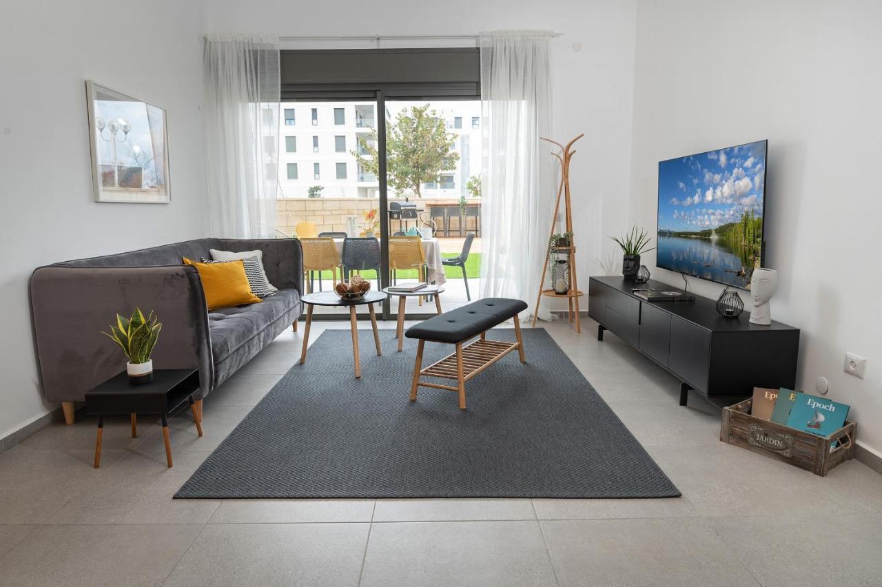 Achziv Sea&Sun Apartment Nahariya Bagian luar foto